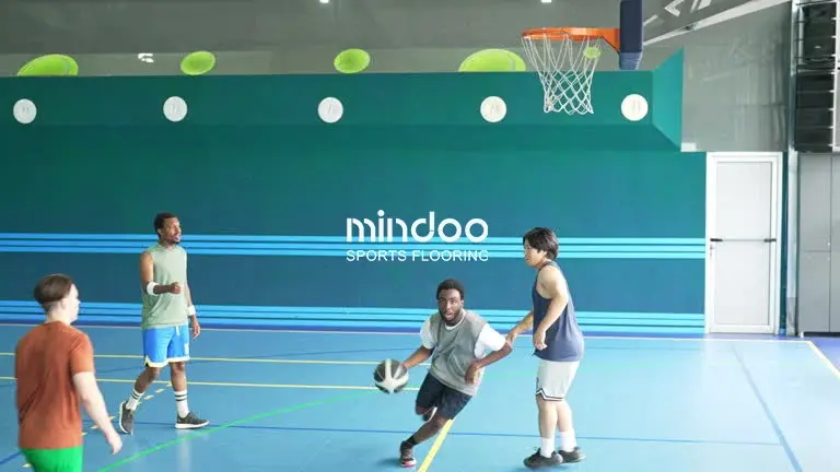 Vinyl sports flooring is used in basketball courts-mindoo Vinyl sports flooring is used in basketball courts-mindoo